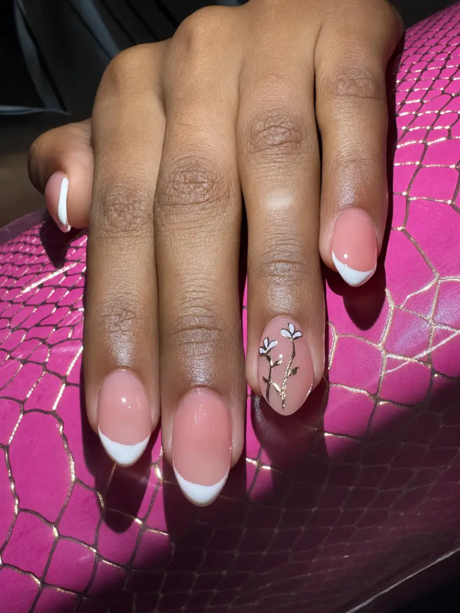 Fresh French client nail set by Bia
