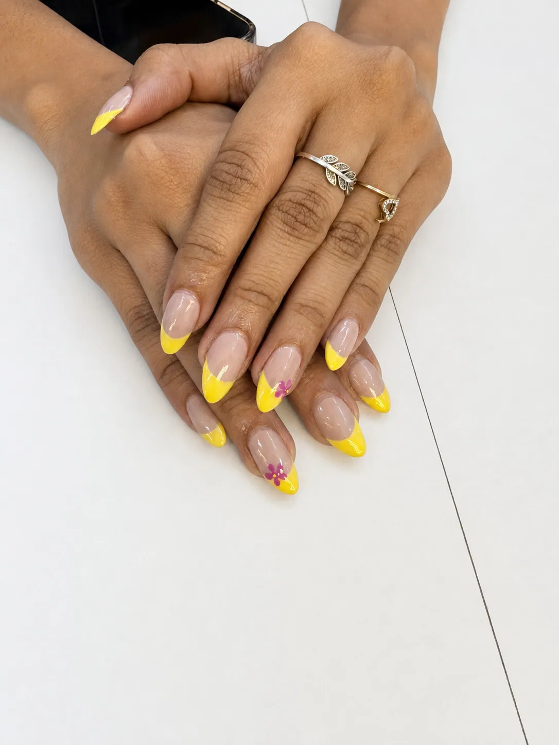 Lemon Blossom client nail set, photo 3 of 3